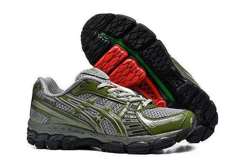 ASICS Gel-Kayano 12.1 Gris / Verde oliva